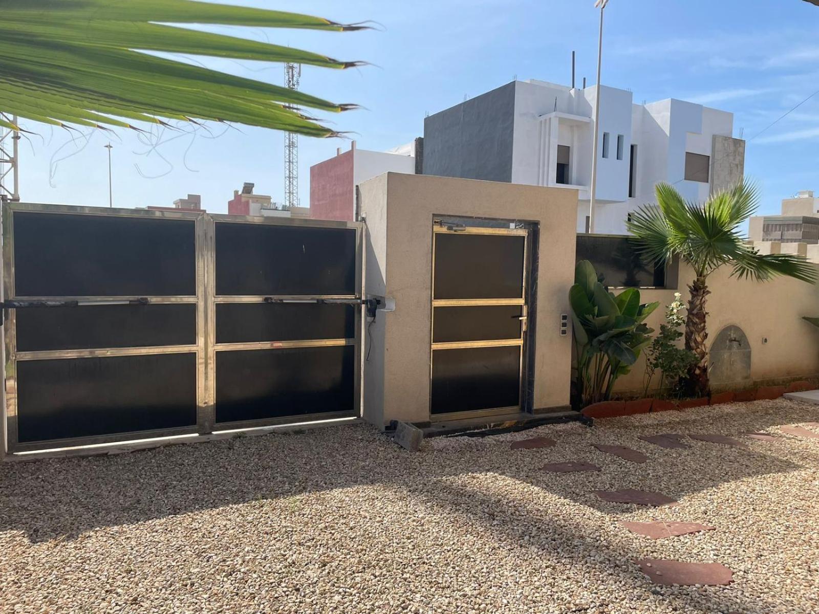 Villa Moderne A 5 Min De La Plage Avec Jardin Et 3 Salons Эс-Сувейра Экстерьер фото